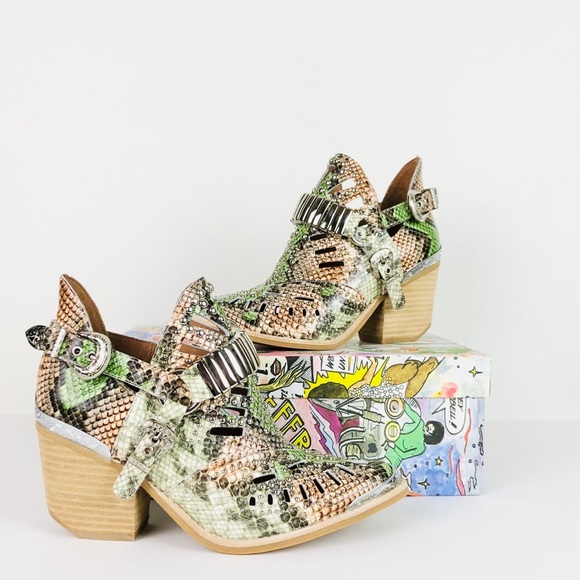 Jeffrey Campbell Calhoun Cutout Green Snake Bootie - Picture 6 of 7